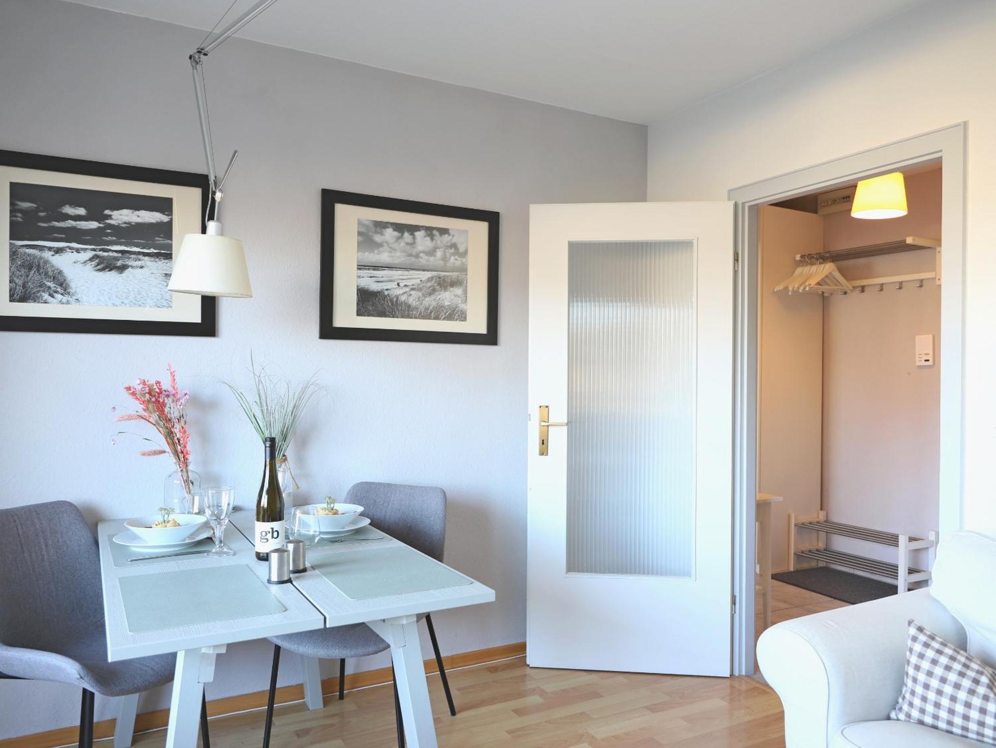 Modernes 2-Zimmer-Appartement Mit Balkon. Вестерланд Екстер'єр фото